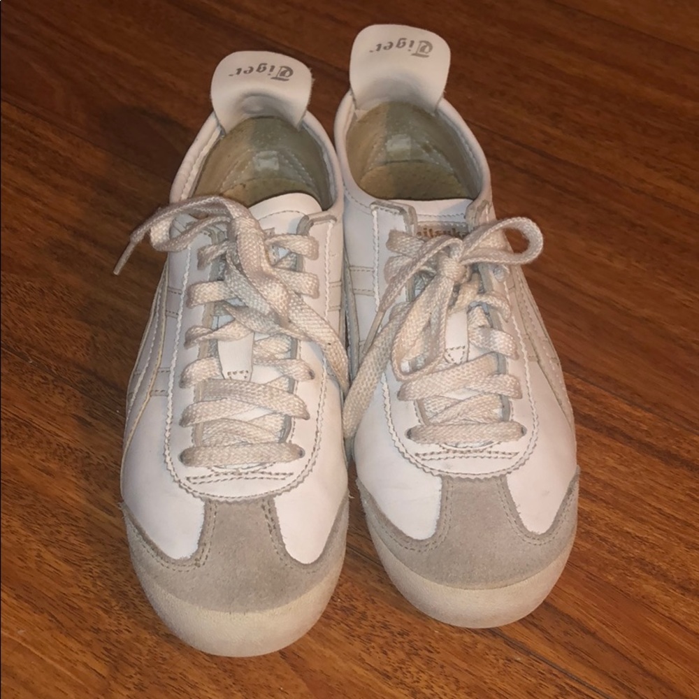 Asics Onitsuka Tiger Mexico 66 in White Unisex